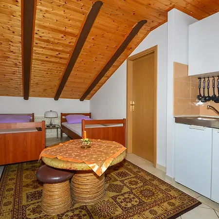 Apartment Mustapic